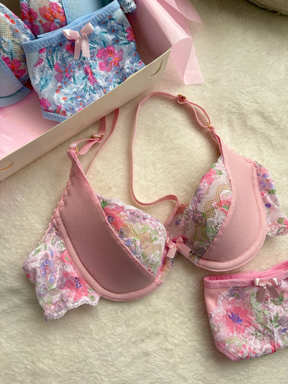 Set Romina